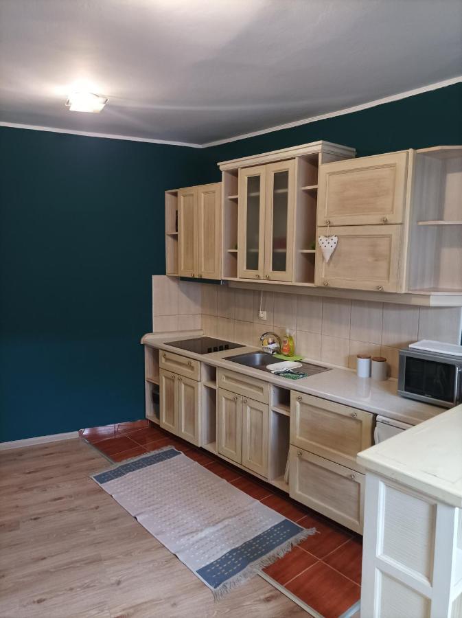 Ferienwohnung Ram1 Novi Sad Exterior foto